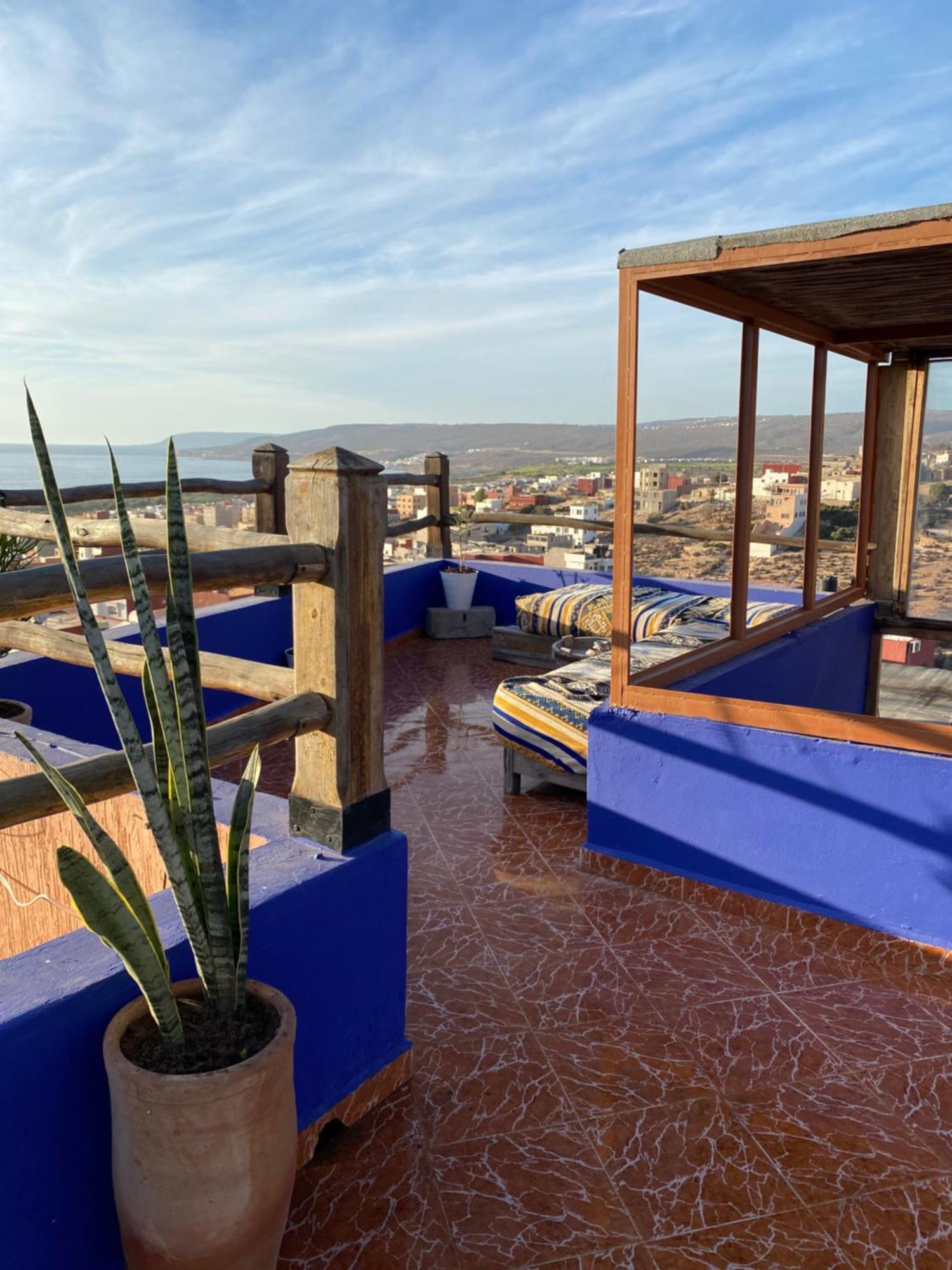 Azura Surf Hostel Tamraght Buitenkant foto